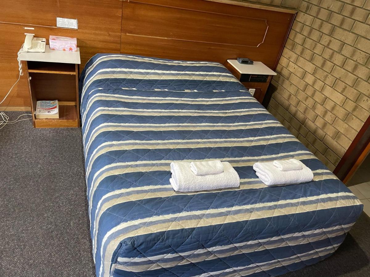 Pavlos Motel Ingle Farm Dış mekan fotoğraf