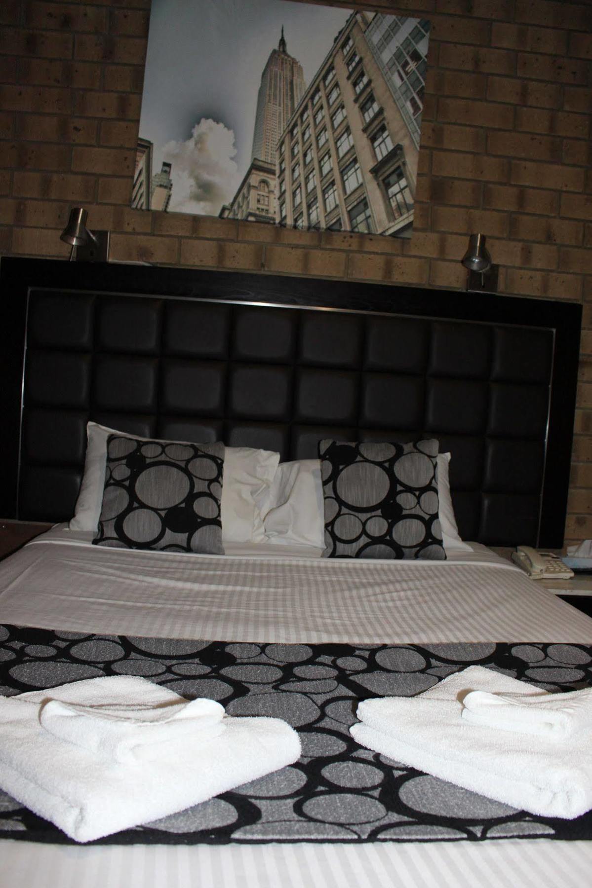 Pavlos Motel Ingle Farm Dış mekan fotoğraf