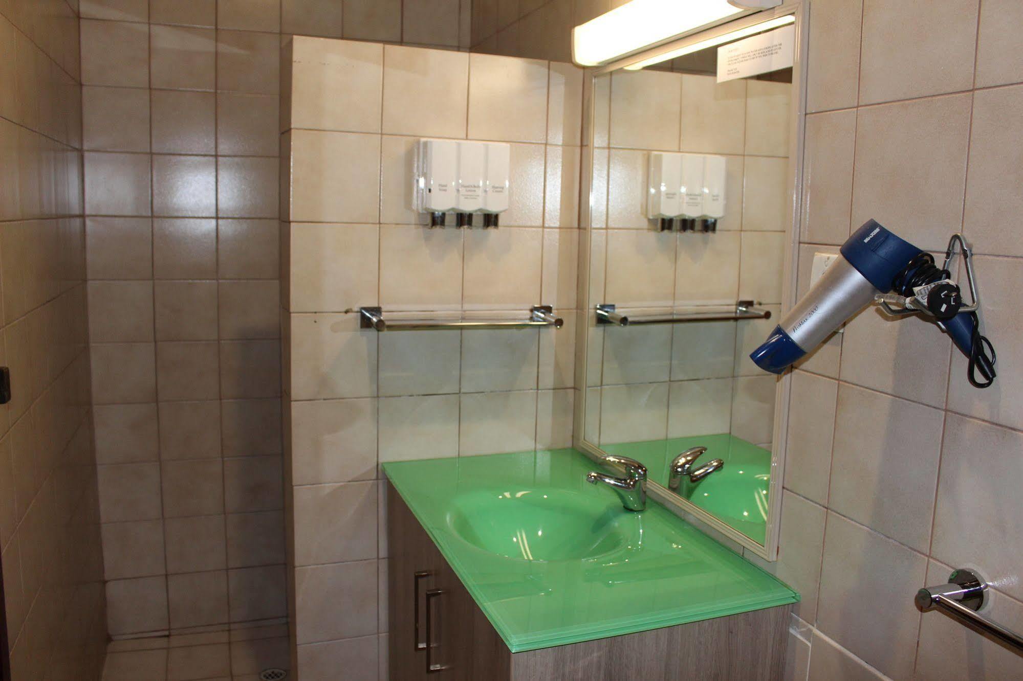 Pavlos Motel Ingle Farm Dış mekan fotoğraf