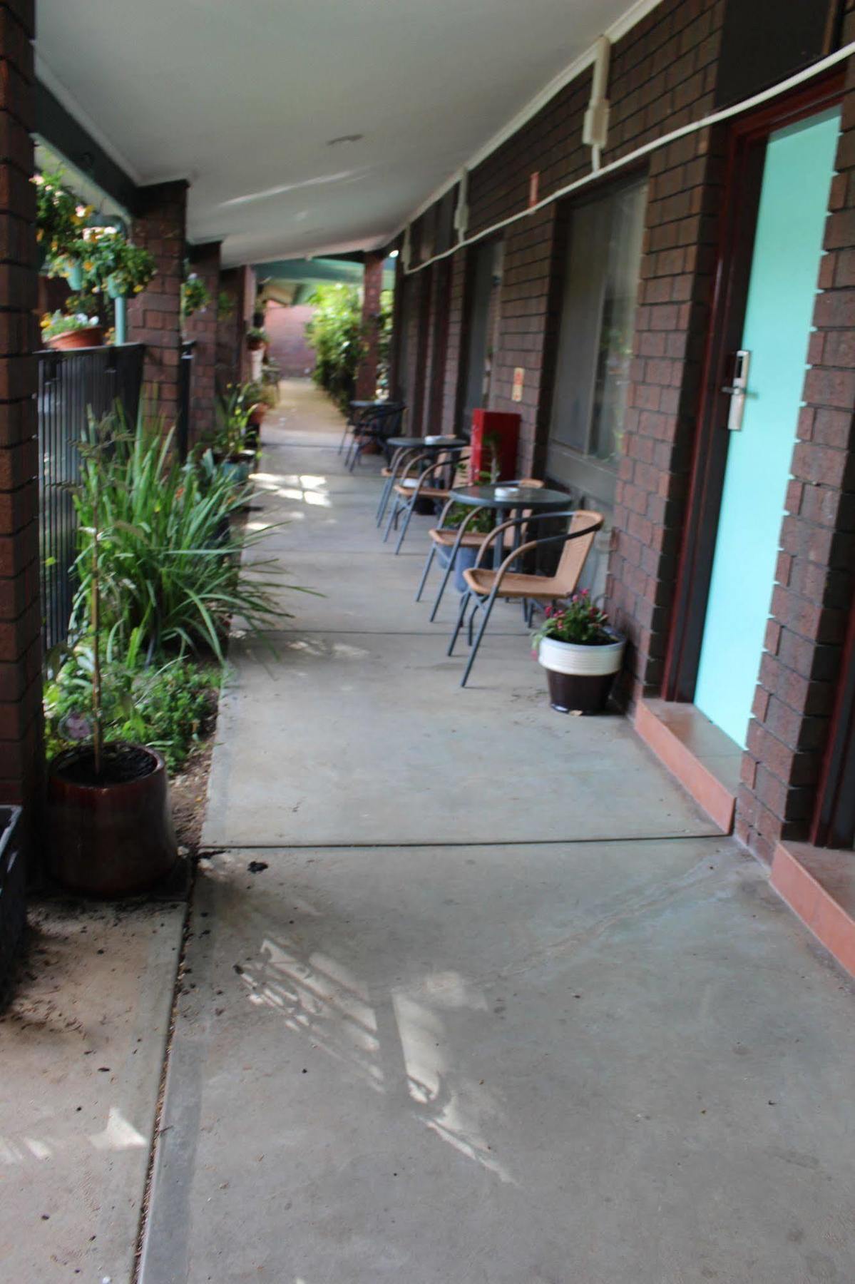 Pavlos Motel Ingle Farm Dış mekan fotoğraf